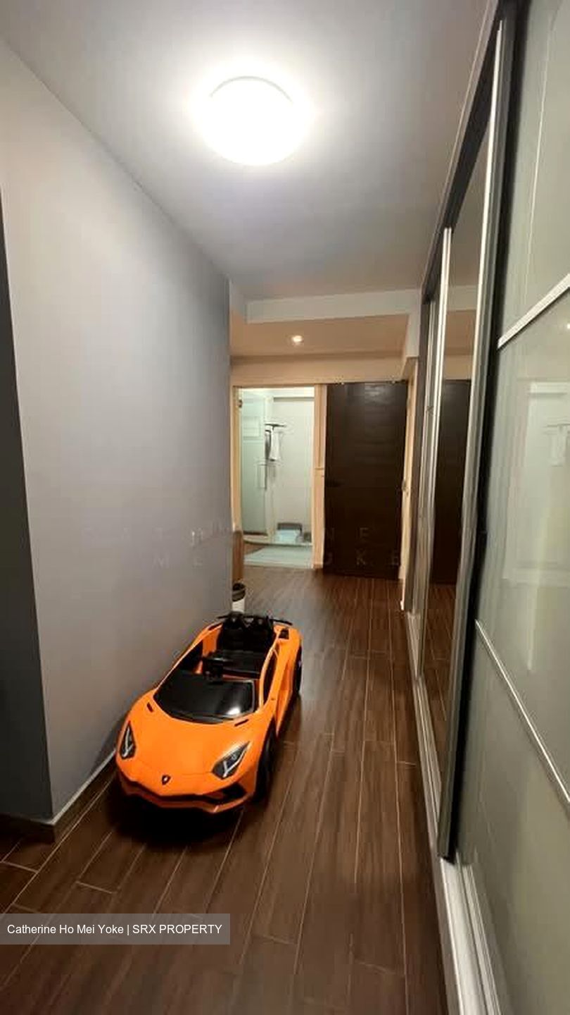 Blk 426C Floral Spring @ Yishun (Yishun), HDB 4 Rooms #555702281